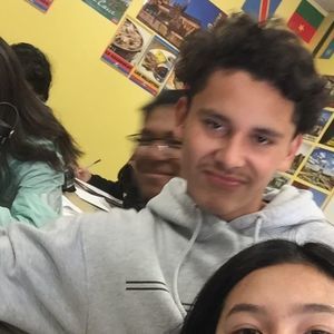 Meet your Posher, Vivian